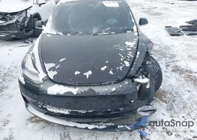 5YJ3E1EA9JF028050: 44210158