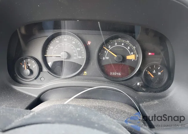 1C4NJPBAXFD328545: 44210190