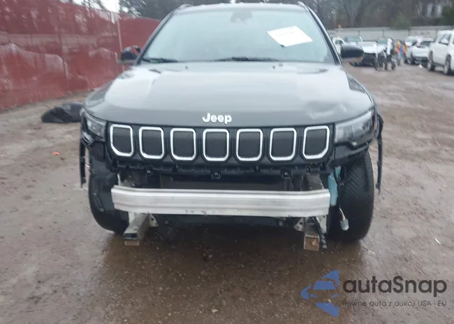 3C4NJDCB6NT179520: 44210223