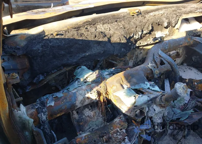 5J6RM4H70EL044312: 44210271