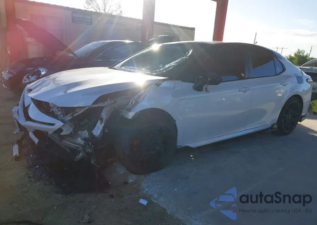 4T1KZ1AK9NU068815: 44210281