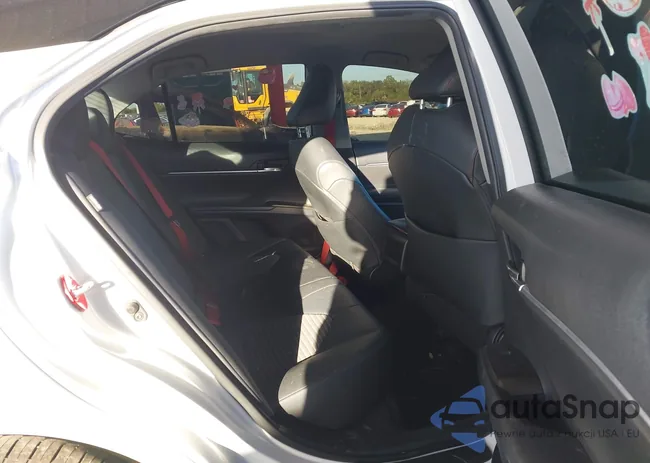 4T1KZ1AK9NU068815: 44210281