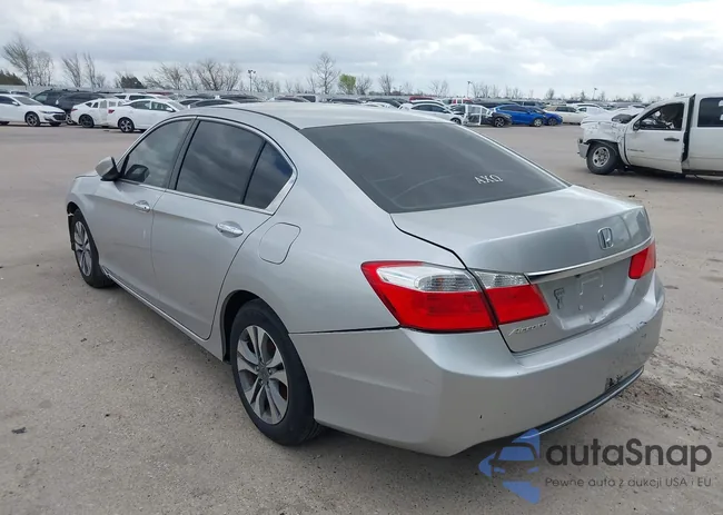 1HGCR2F34FA082660: 44210333