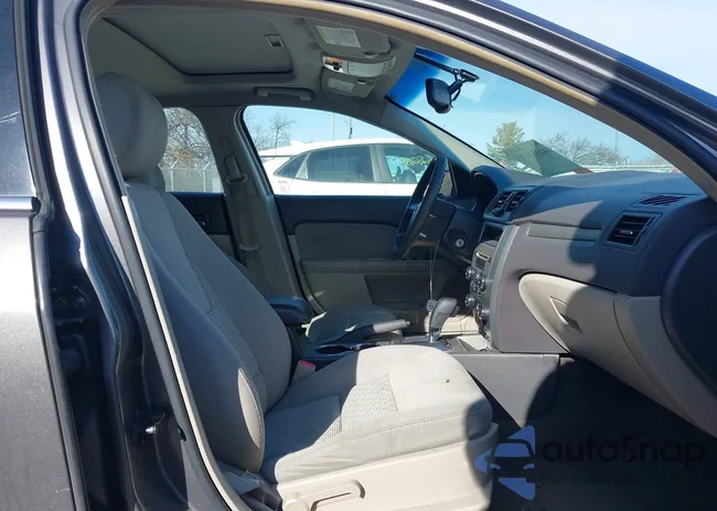 3FAHP0HA2BR209194: 44211411