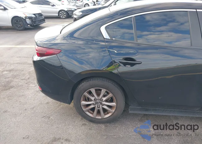 3MZBPAAL7MM204894: 44211427