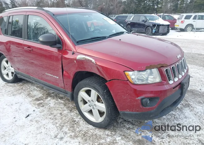 1C4NJDCB9CD664379: 44211430