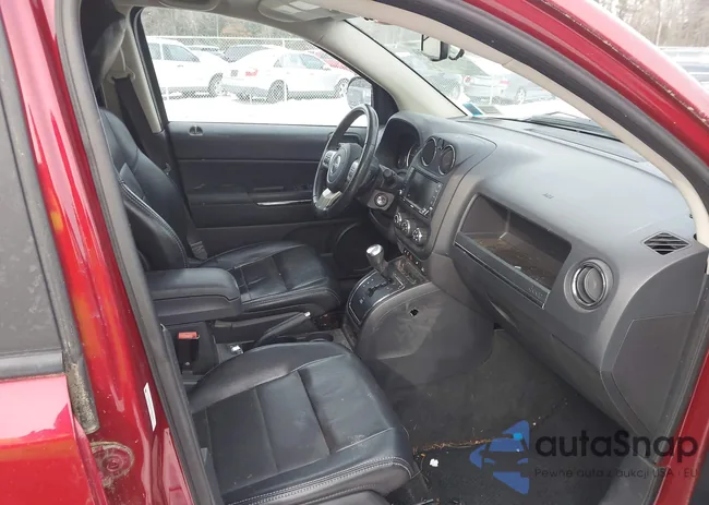 1C4NJDCB9CD664379: 44211430