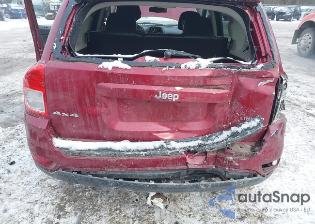 1C4NJDCB9CD664379: 44211430