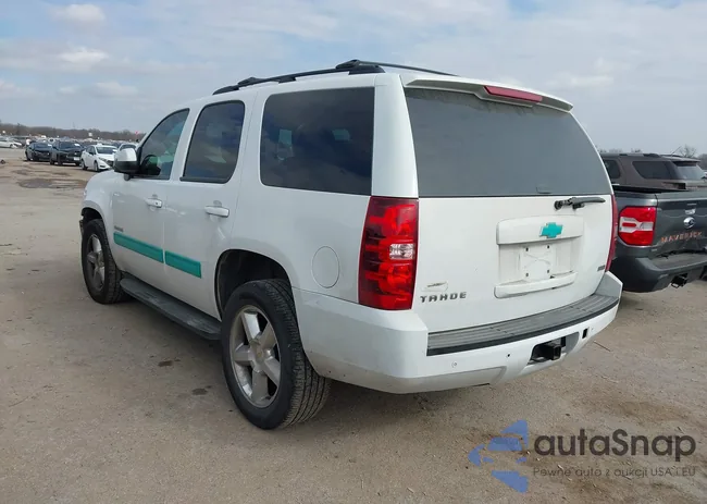 1GNSCAE02BR377465: 44211451