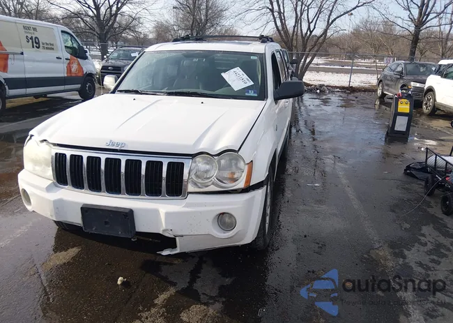 1J8GR48K16C331476: 44211510