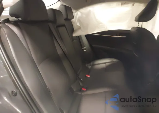 4T1DBADK8SU025152: 44211543