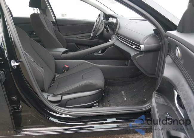 KMHLS4DG4SU012410: 44211571