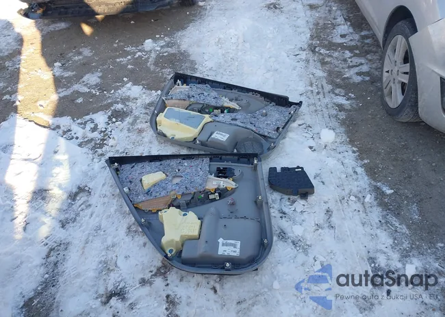 2T1BU4EEXDC980437: 44211576