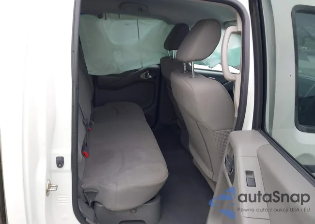 1N6AD0ER1KN878880: 44211605