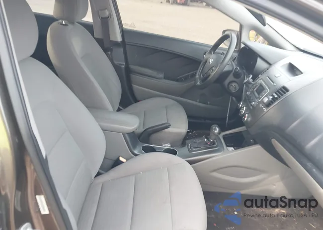 KNAFX4A62F5333017: 44211630