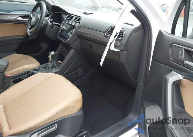 3VV2B7AX8NM138155: 44211656