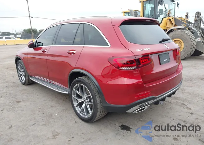 W1N0G8EB0LF827771: 44211700