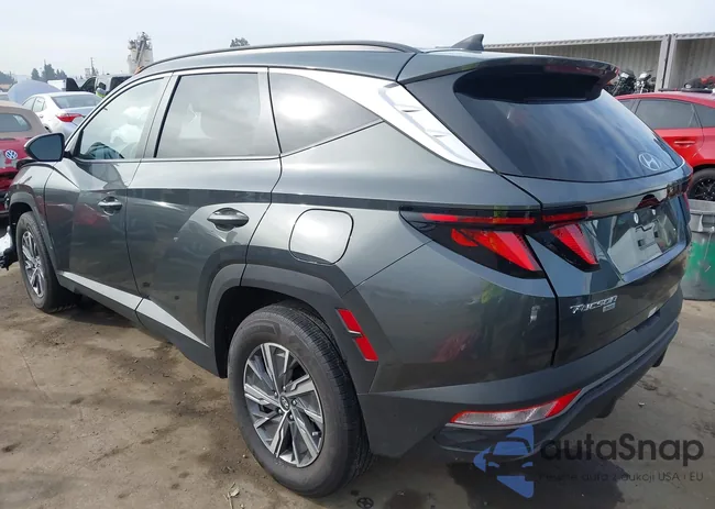 KM8JBCD12RU202777: 44211744