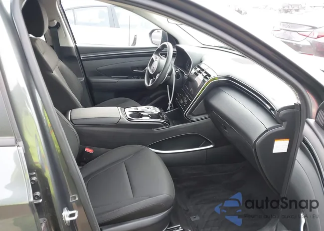 KM8JBCD12RU202777: 44211744