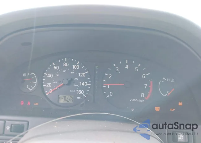 JN1CA31A2YT220434: 44211749