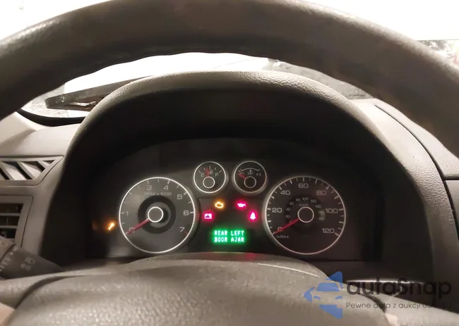 3FAHP07Z47R195720: 44211758