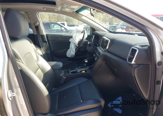 KNDPNCAC3N7985662: 44211771