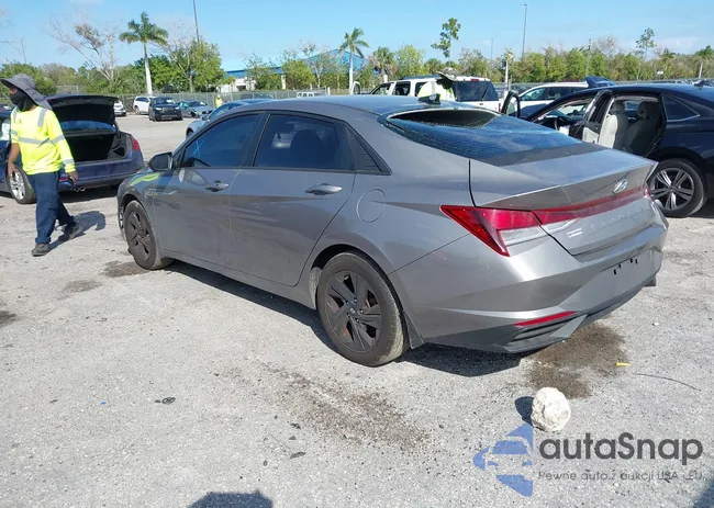 KMHLS4AG7NU339957: 44211798