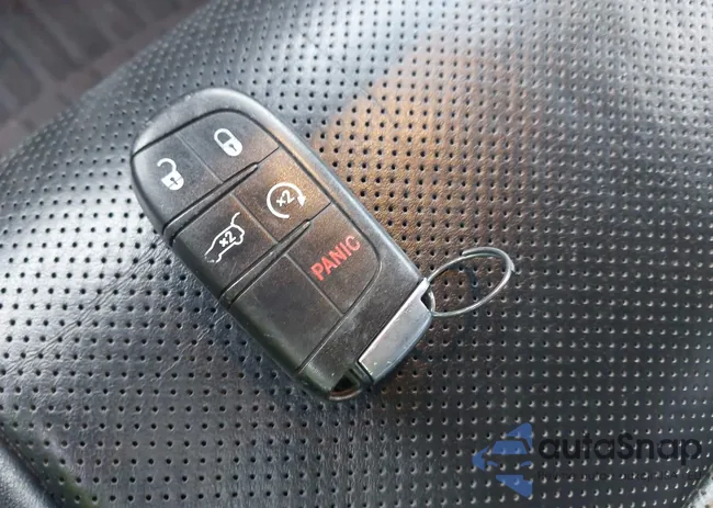 1C4RJFCT5GC423310: 44211881