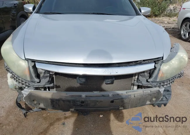 1HGCP2E31BA134991: 44211033