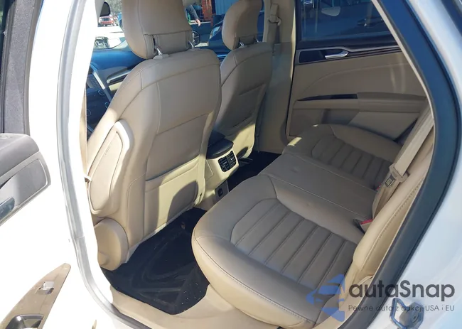 3FA6P0HR6DR161005: 44211070