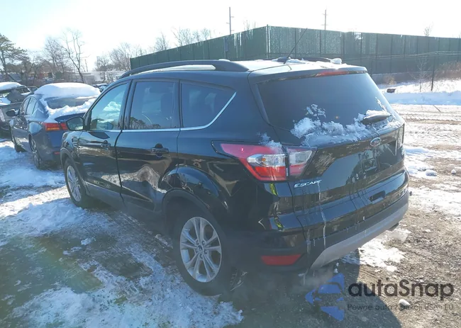 1FMCU9GD5HUA07492: 44211335