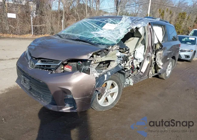 5TDKZ3DC9JS910944: 44211350