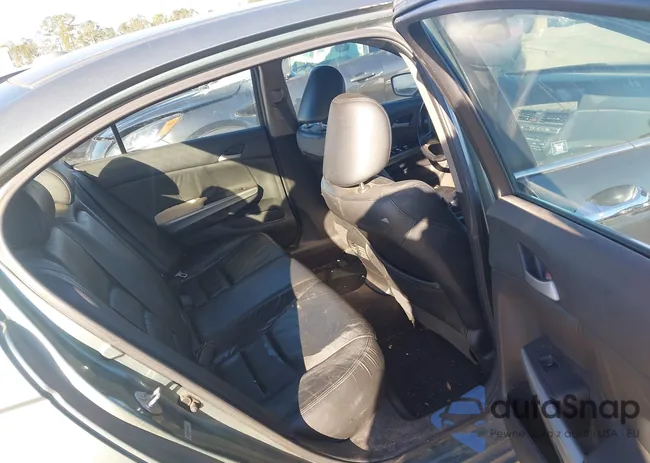 1HGCP368X8A002871: 44212380