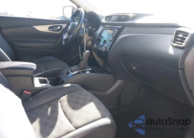 JN1BJ1CV0LW277805: 44212541