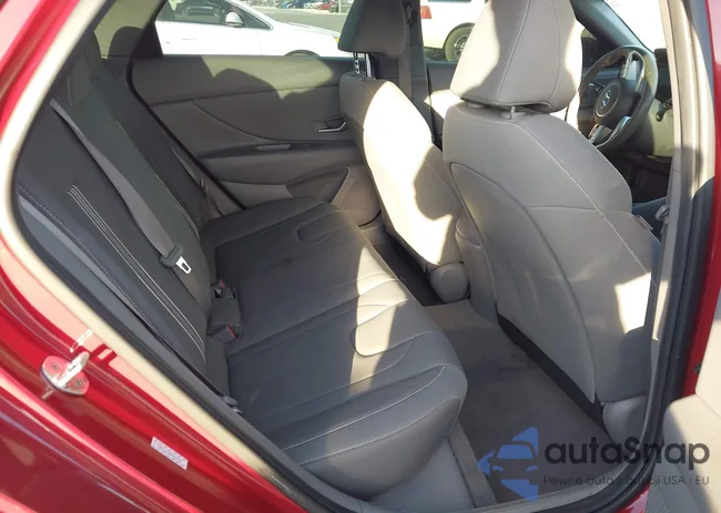 KMHLS4AG0PU462423: 44212201