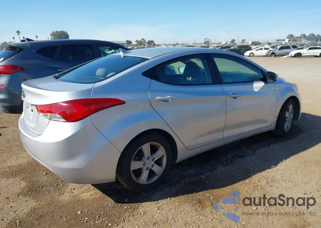 KMHDH4AE5CU415643: 44212207