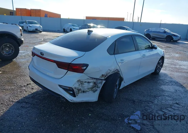 3KPF24AD0ME332496: 44212222