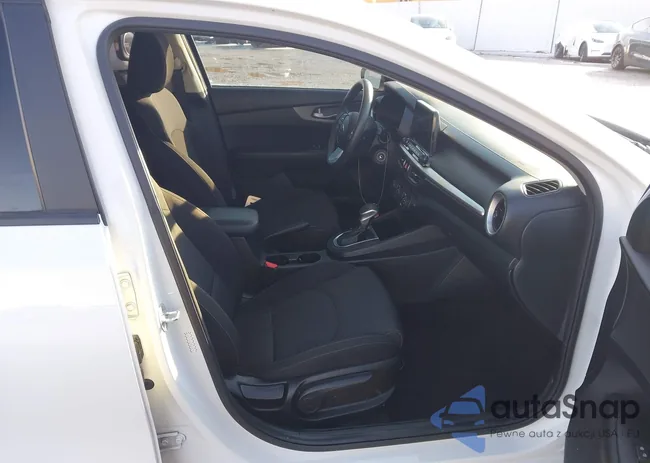 3KPF24AD0ME332496: 44212222