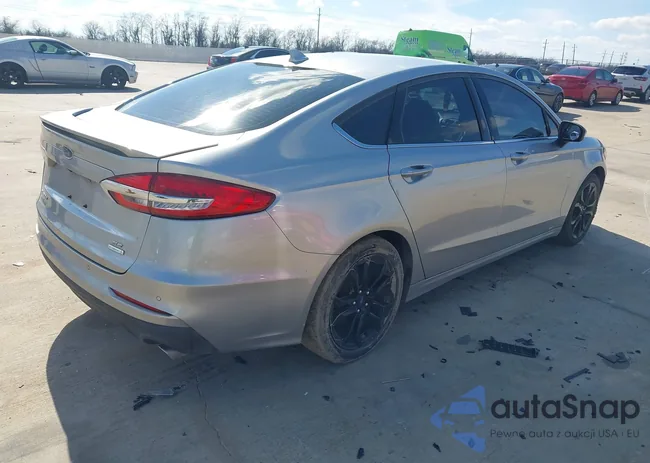 3FA6P0HD7LR259026: 44212237