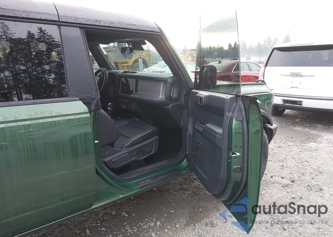 1FMEE8BP8SLB51763: 44213400