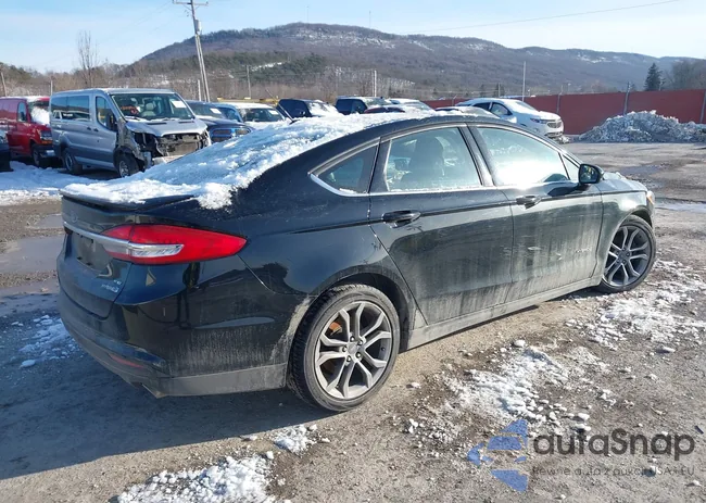 3FA6P0LU1HR222553: 44213402