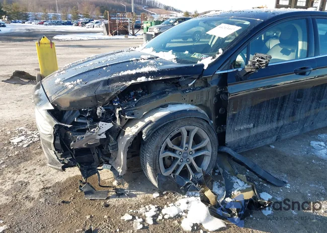 3FA6P0LU1HR222553: 44213402