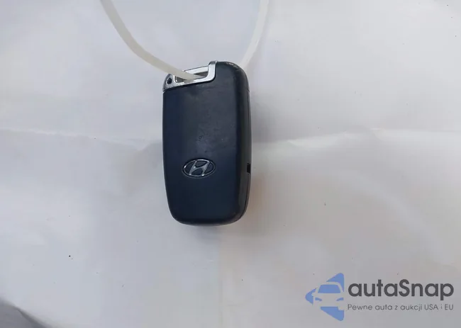 KMHTC6AD3FU244683: 44213497