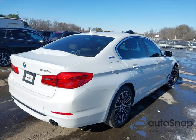 WBAJB1C52JB083963: 44213671