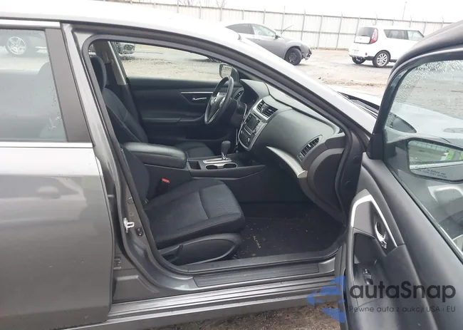 1N4AL3AP0HN308606: 44213692