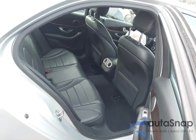 WDDWF4JBXJR388082: 44213727