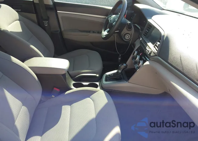 KMHD84LF6KU744338: 44213744