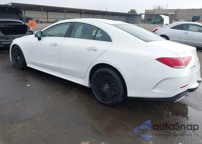 WDD2J5JB0KA040276: 44213747