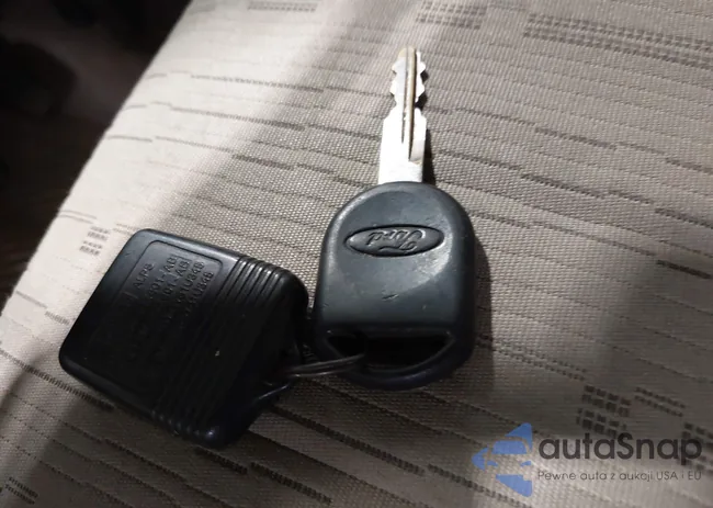 1FAHP3FN3AW235774: 44213761