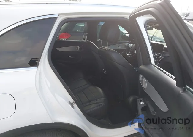 WDC0G8DB3LF752700: 44213772